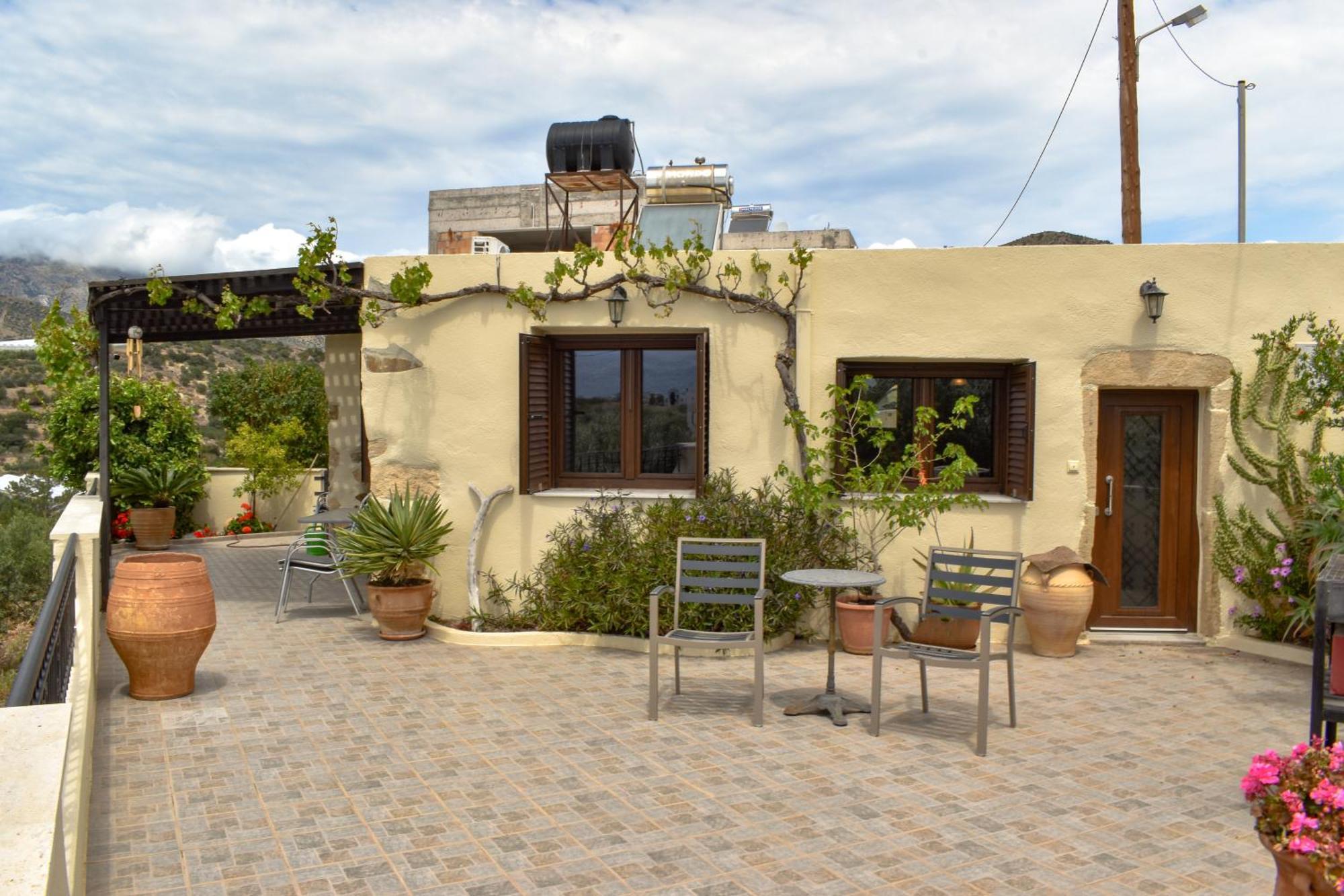 Mylonakis Home Makrýgialos Екстериор снимка